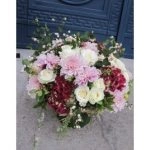 bouquet rond funeste champêtre, par Tout Fleur Tout flamme, fleuriste à L'Haÿ-les-Roses