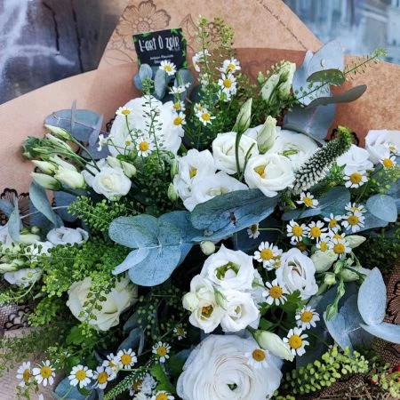 Pureté Pureté, par L'ART Ô ZOIR, fleuriste à Tours