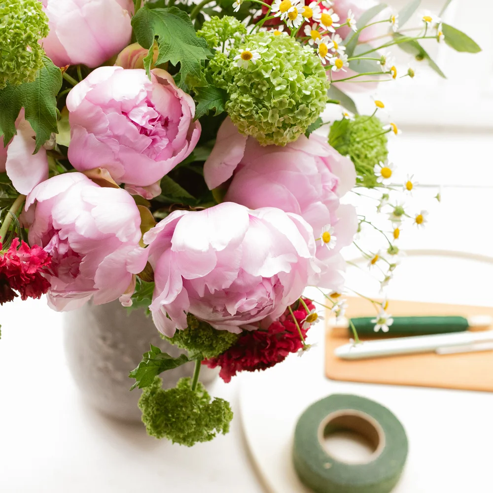 Entretien des pivoines : conseils pour des fleurs resplendissantes