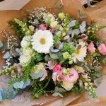 Bouquet Anniversaire Pastel, par Sita Fleurs, fleuriste à Le Tampon