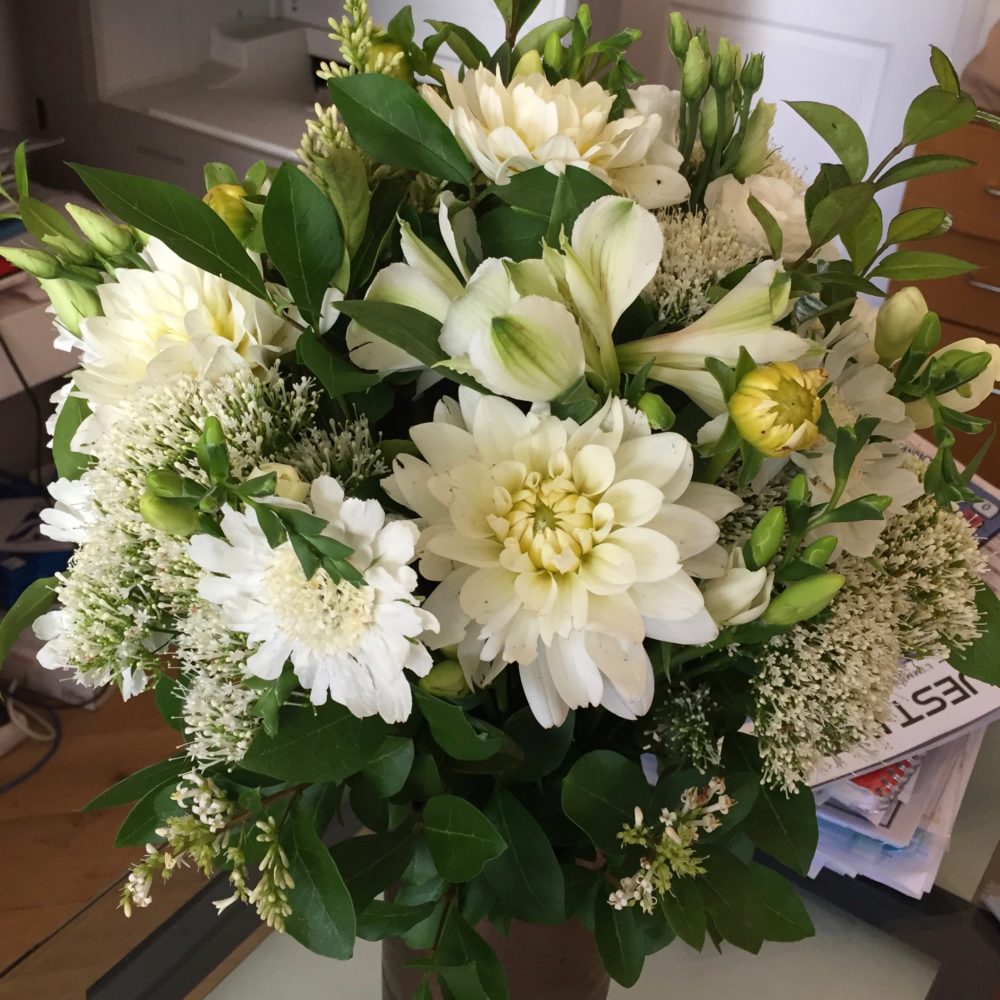 Bouquet blanc et vert, par Hanakawa, fleuriste à Meudon