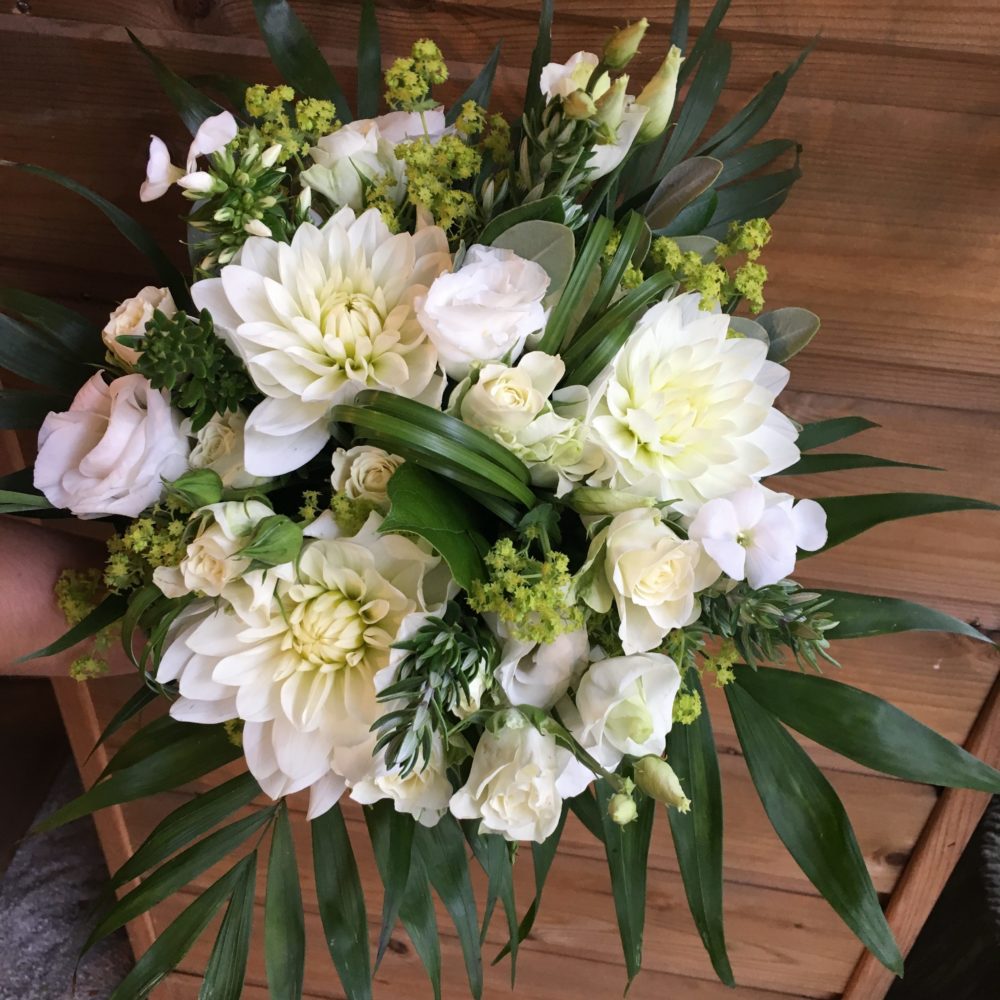 Bouquet Mariage, par Au Pouvoir Des Fleurs, fleuriste à Saint-Martin-des-Champs