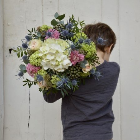 votre artisan fleuriste vous propose le bouquet : Oscar (Le Pastel)