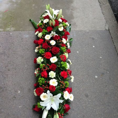 Dessus de cercueil, par Art Floral Le Puy en Velay, fleuriste à Le Puy-en-Velay