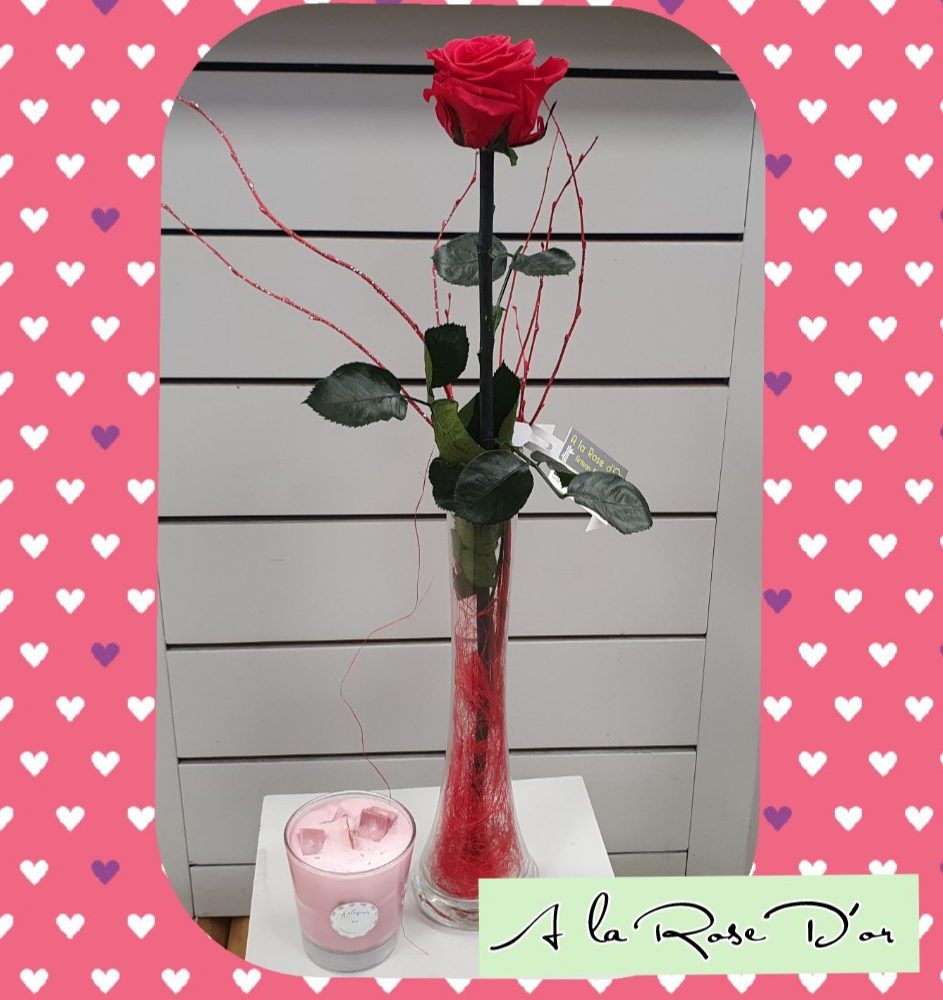 Rose éternelle vase et bougie, par A La Rose d'Or, fleuriste à Narbonne