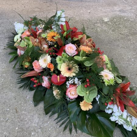 Dessus de cercueil, par Estel Fleurs, fleuriste à Carcassonne