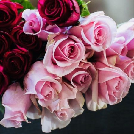 votre artisan fleuriste vous propose le bouquet : Roses de Le Camelia Tresses