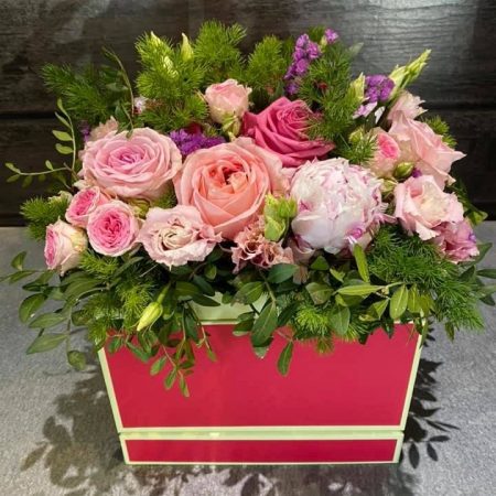 votre artisan fleuriste vous propose le bouquet : THE BOX by Oxygen