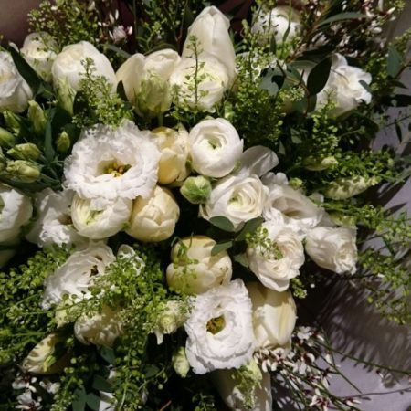 votre artisan fleuriste vous propose le bouquet : Bouquet Pur