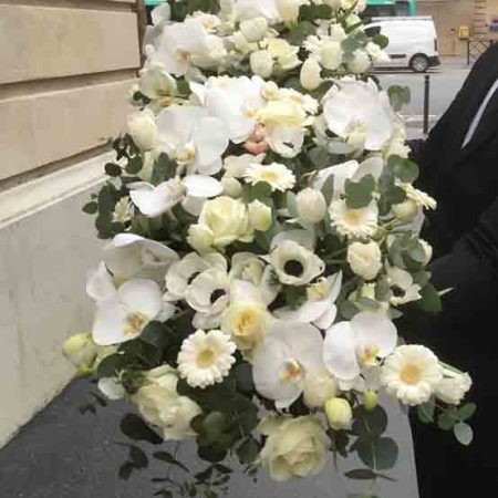 Dessus de cercueil, par A fleur et a mesure, fleuriste à Paris