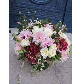 bouquet rond funeste champêtre, par Tout Fleur Tout flamme, fleuriste à L'Haÿ-les-Roses