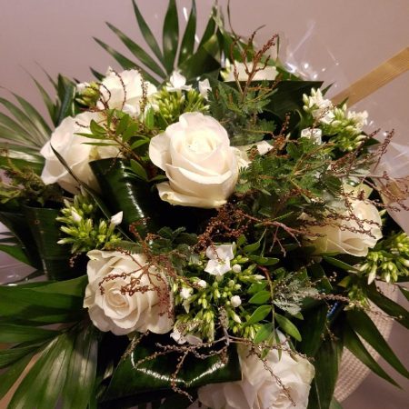 votre artisan fleuriste vous propose le bouquet : Bouquet Blanc et Vert