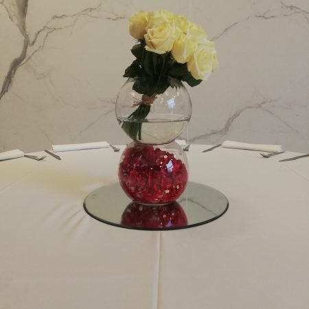 votre artisan fleuriste vous propose le bouquet : Centre de table pour événement