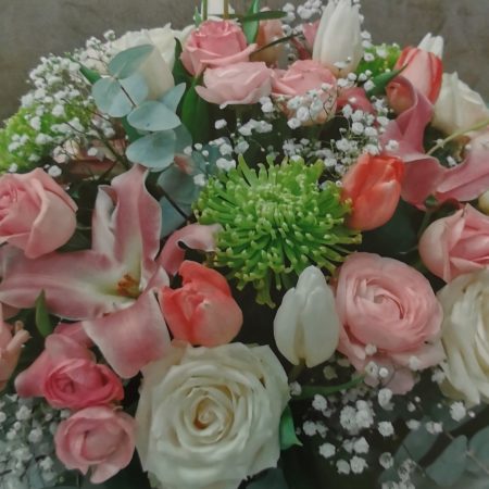 votre artisan fleuriste vous propose le bouquet : Coussin De Deuil