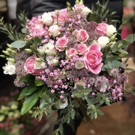 votre artisan fleuriste vous propose le bouquet : Bouquet Poudré