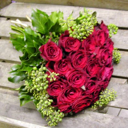 votre artisan fleuriste vous propose le bouquet : Amour