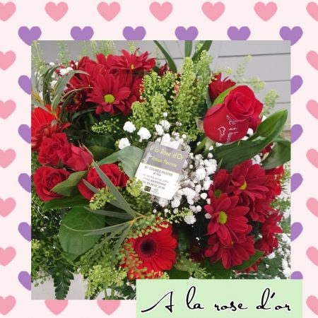Bouquet avec sa "fleur ou son feuillage message", par A La Rose d'Or, fleuriste à Narbonne