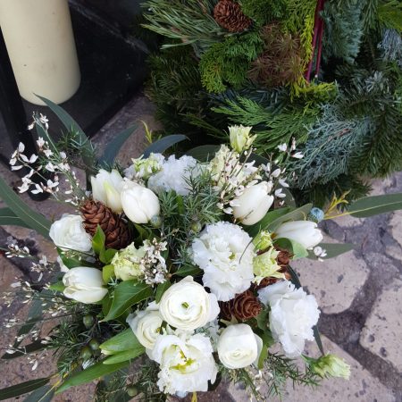 votre artisan fleuriste vous propose le bouquet : Bouquet Du Fleuriste Tons Blanc