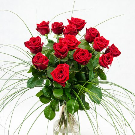 votre artisan fleuriste vous propose le bouquet : Brassee De Roses Rouges