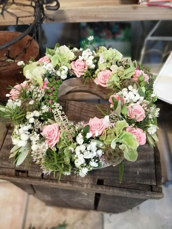Centre De Table, par Akane - Le murmure des fleurs, fleuriste à Barjols