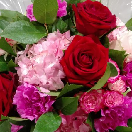 votre artisan fleuriste vous propose le bouquet : Bouquet Tendance