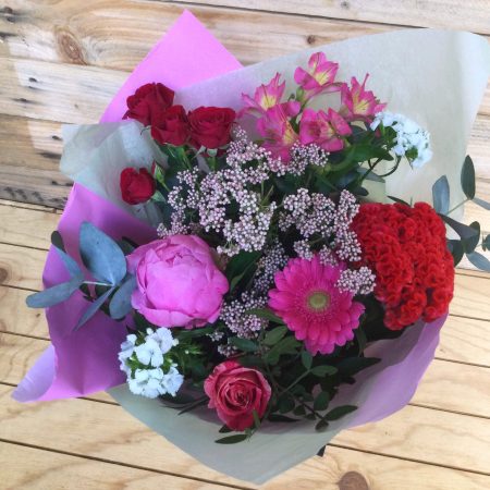 votre artisan fleuriste vous propose le bouquet : Bouquet de saison