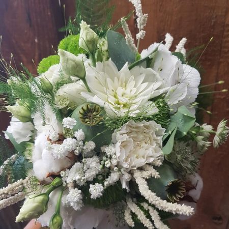 votre artisan fleuriste vous propose le bouquet : Bouquet blancheur