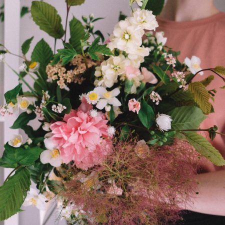 Bouquet feuillu, par Un Amour de Fleur, fleuriste à Paris