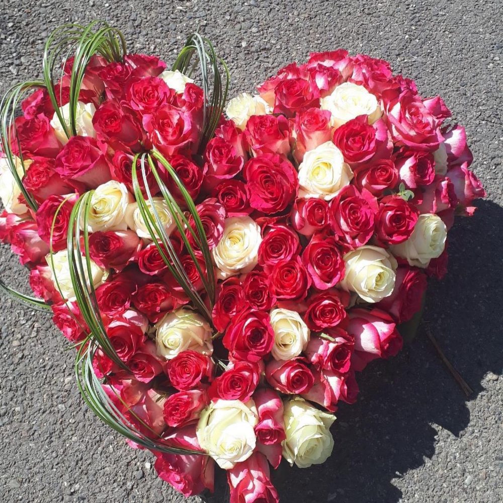 Coeur deuil, par Au temps des fleurs Montauban, fleuriste à Montauban