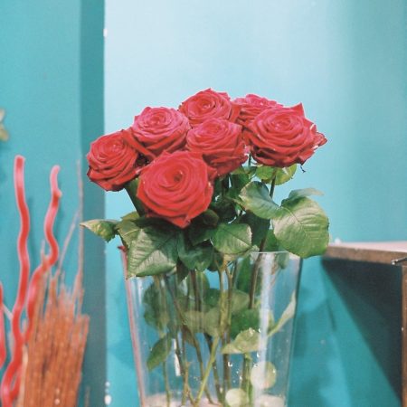 votre artisan fleuriste vous propose le bouquet : Roses de Au Muguet