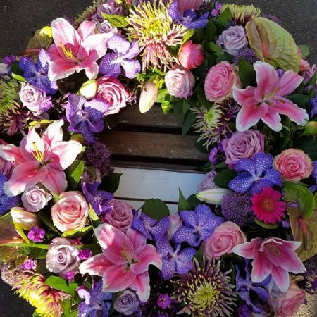 Couronne, par Au jardin de Cécilia, fleuriste à Esbly