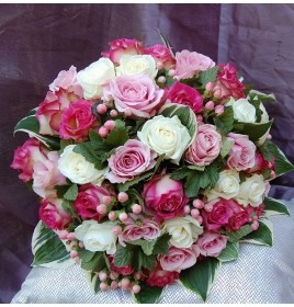 votre artisan fleuriste vous propose le bouquet : ROSE PASTEL