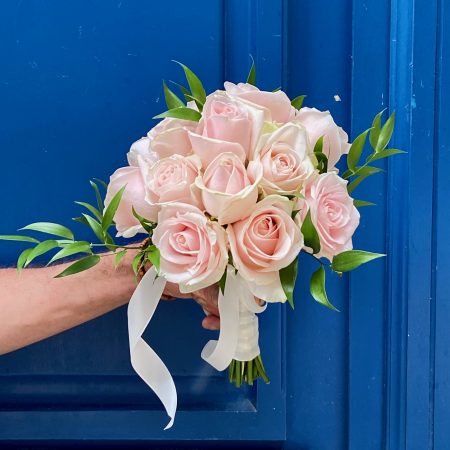Bouquet de mariée de roses, par Amour de fleurs Bordeaux, fleuriste à Bordeaux
