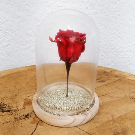 votre artisan fleuriste vous propose le bouquet : Rose éternelle grande émotion