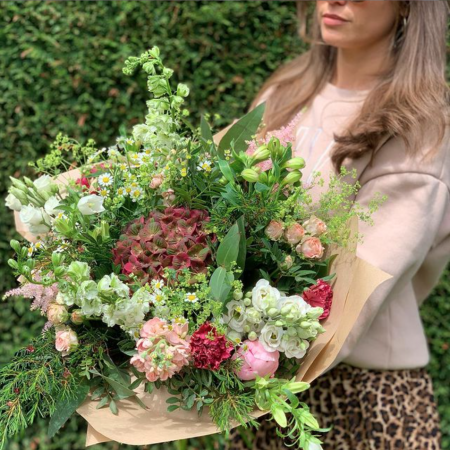 votre artisan fleuriste vous propose le bouquet : Bouquet Folie