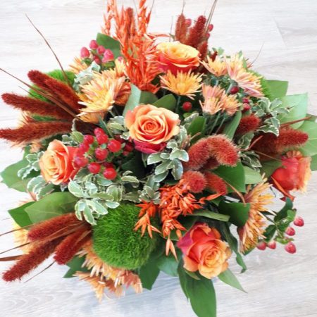 votre artisan fleuriste vous propose le bouquet : Bouquet Rougeoyant
