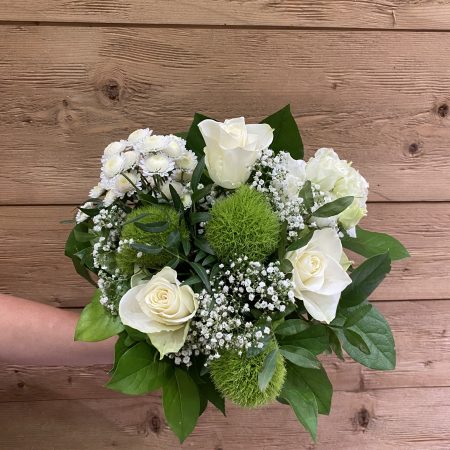 votre artisan fleuriste vous propose le bouquet : Bouquet du fleuriste BLANC