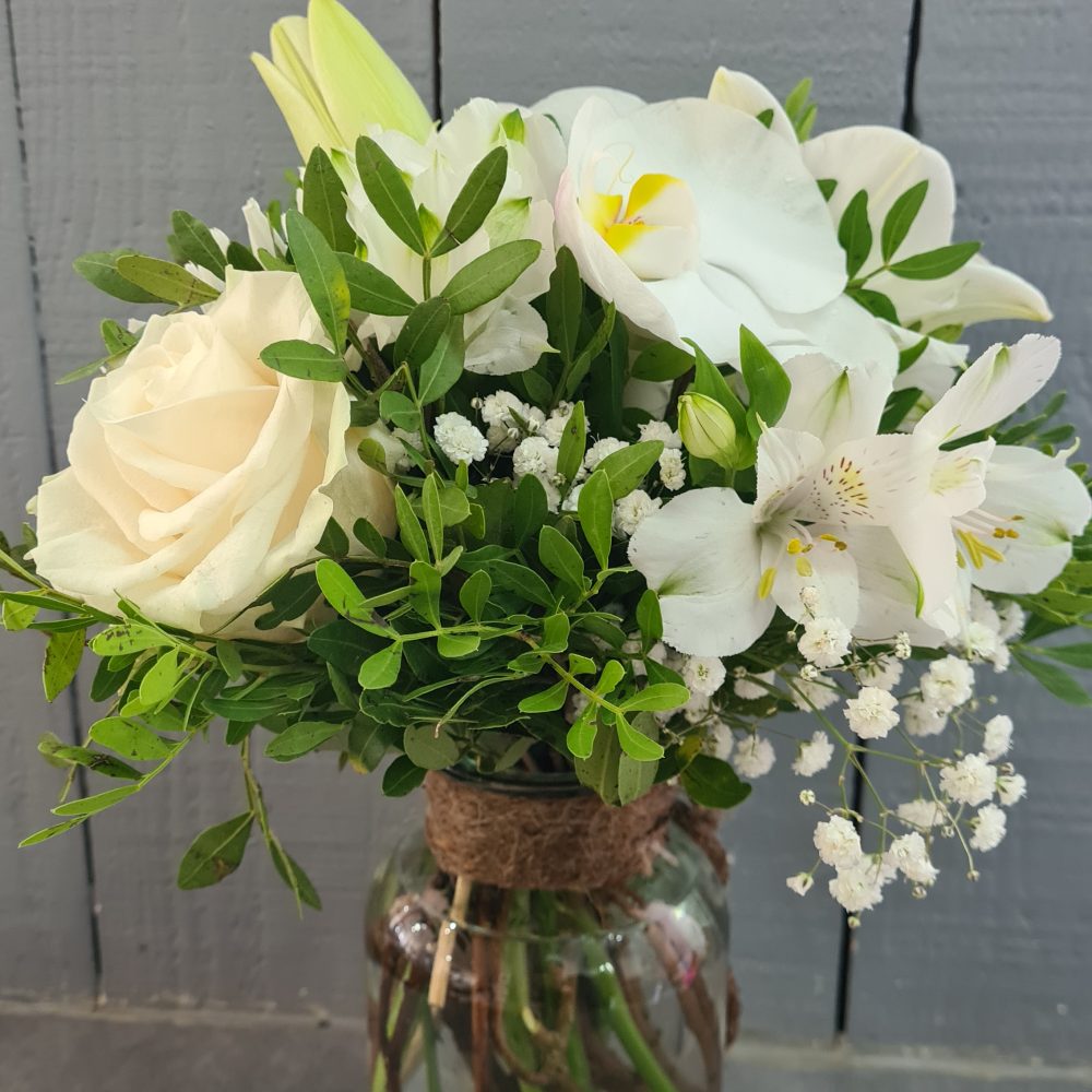 Bouquet white avec vase