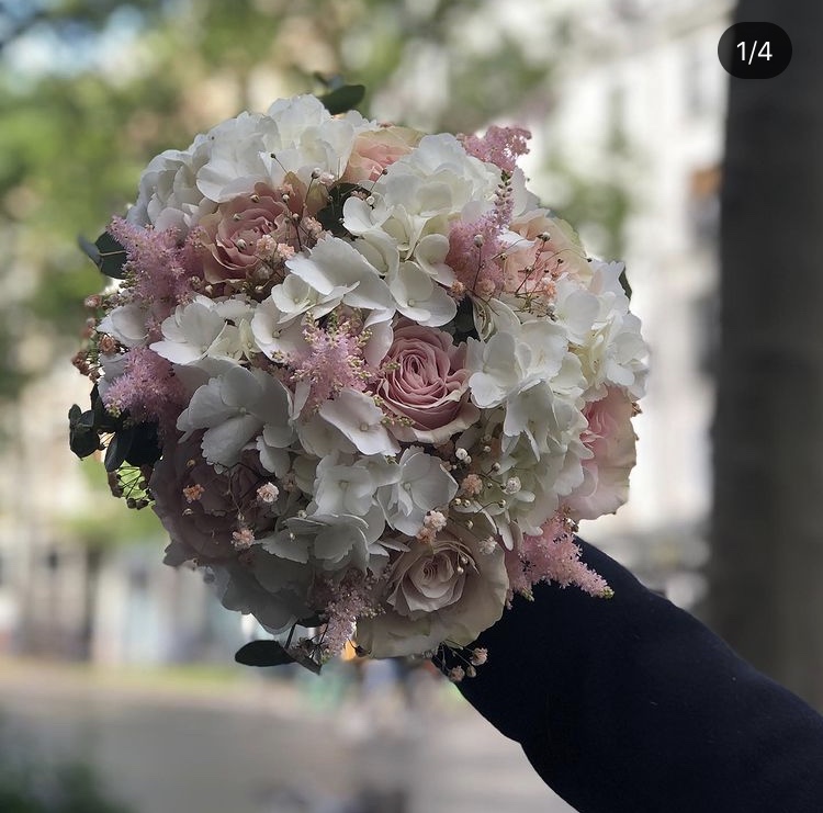 Bouquet des amoureux, par La Rose d'Ispahan, fleuriste à Paris