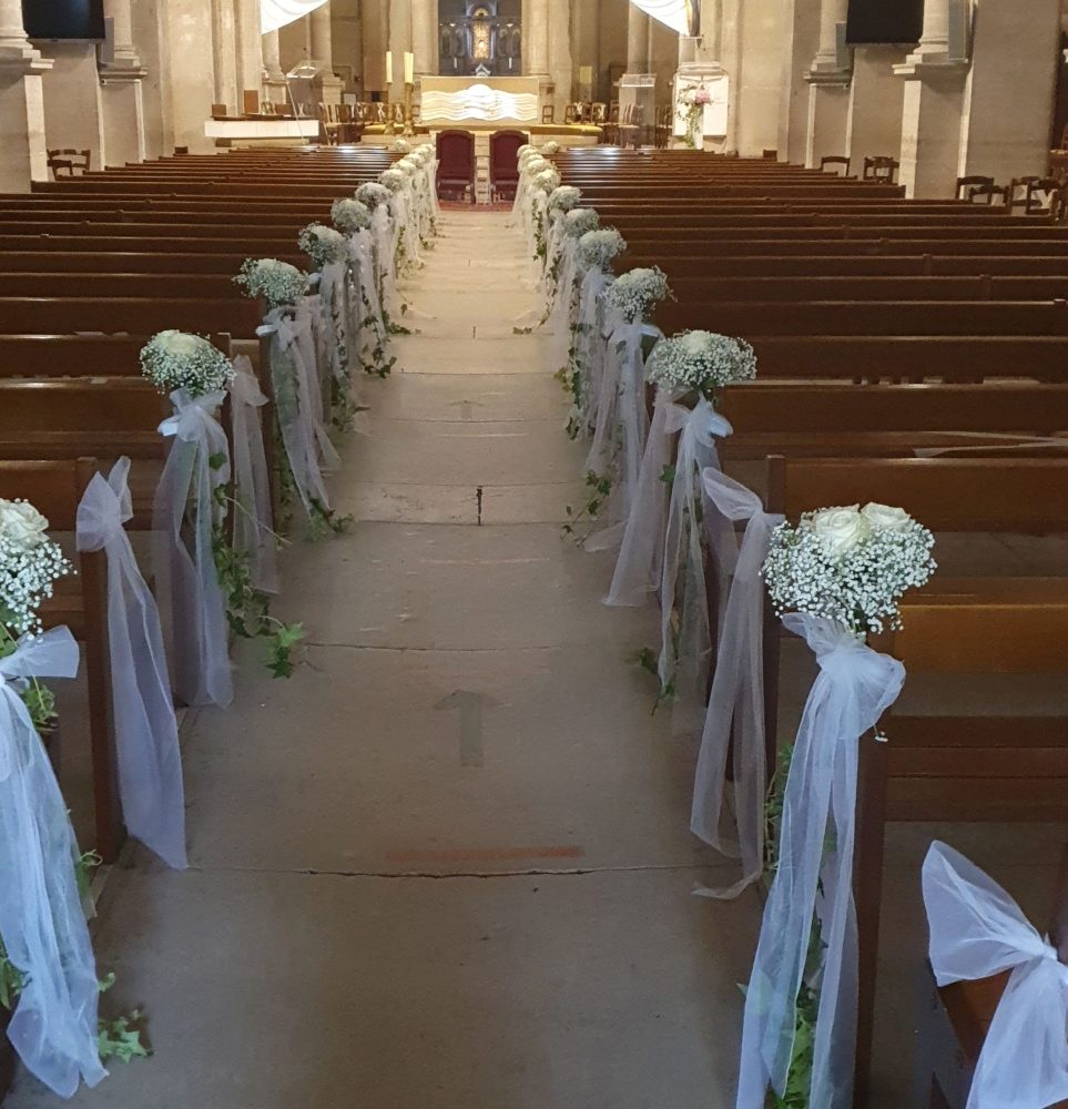 Décoration à l'église pour mariage