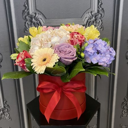 votre artisan fleuriste vous propose le bouquet : Douceur : flowerbox