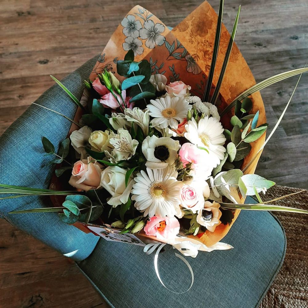 Bouquet Surprise De Saison, par Fleurs Bonheur, fleuriste à Tullins
