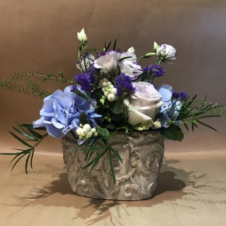 votre artisan fleuriste vous propose le bouquet : Composition Lilly