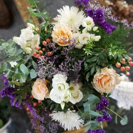 votre artisan fleuriste vous propose le bouquet : Bouquet Laurine