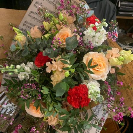 votre artisan fleuriste vous propose le bouquet : Bouquet Anne-Lise