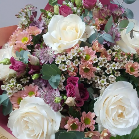 votre artisan fleuriste vous propose le bouquet : Bouquet Anniversaire