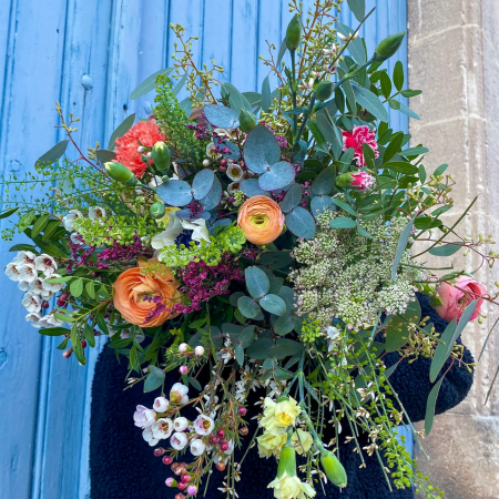 votre artisan fleuriste vous propose le bouquet : Bouquet de saison KRAFT