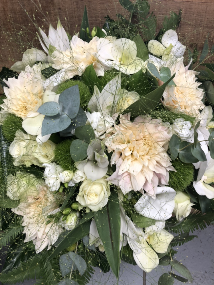 Bouquet Blanc de Echoppe Végétale, par Échoppe végétale, fleuriste à Messein