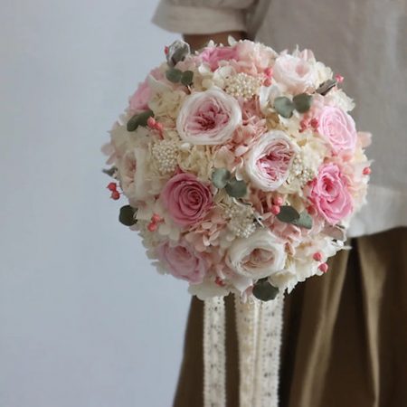 votre artisan fleuriste vous propose le bouquet : Bouquet marié - Anna