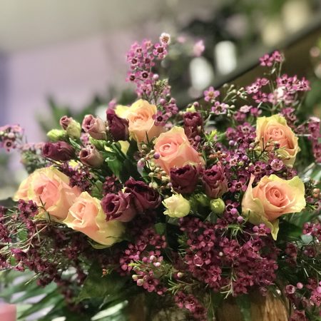 votre artisan fleuriste vous propose le bouquet : Bouquet de la semaine de Lotus Fleurs
